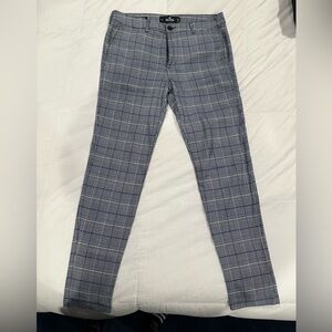 Hollister Super Skinny Chino 31x32 like new